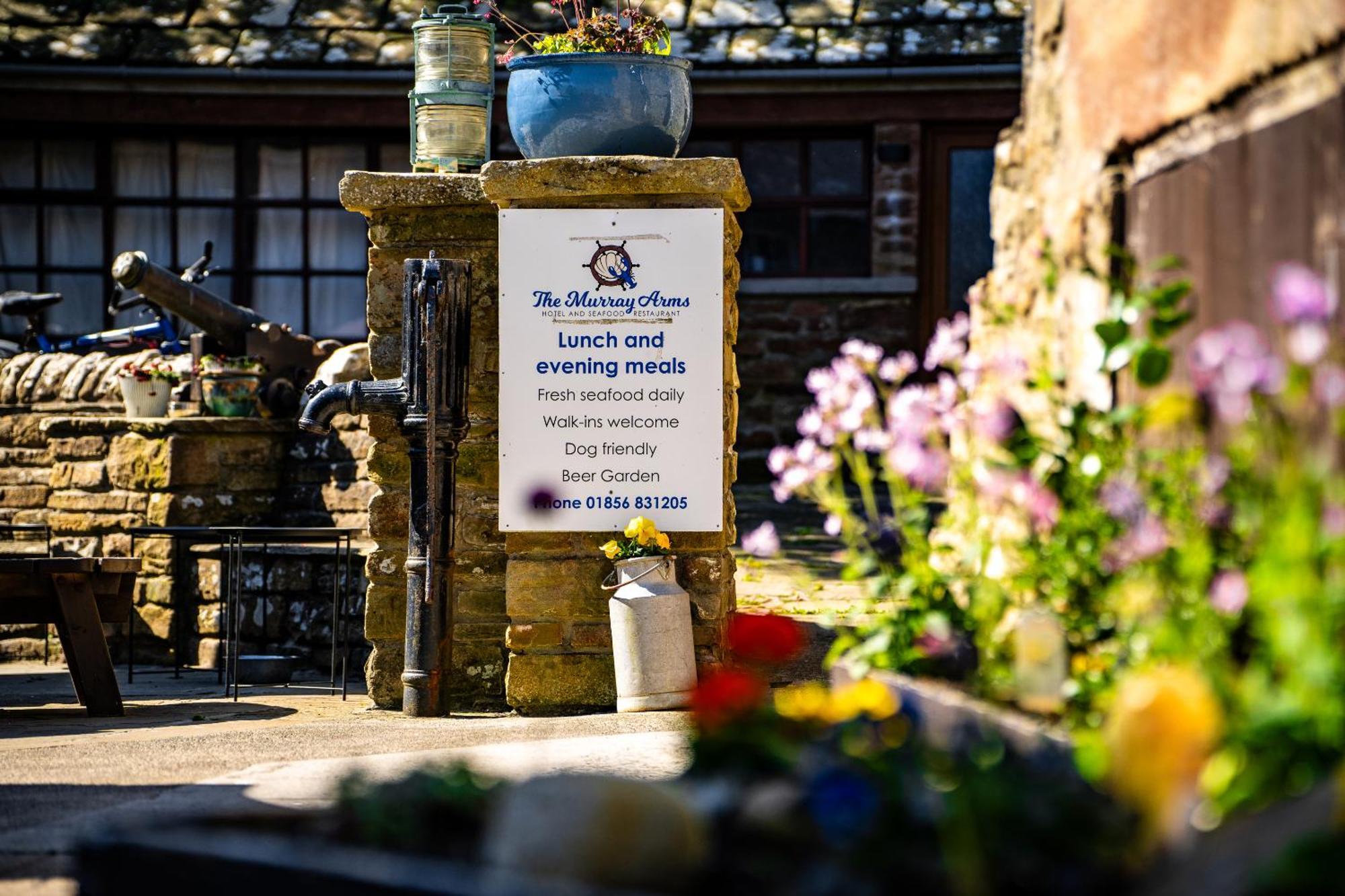 Murray Arms Hotel And Seafood Restaurant, Orkney Saint Margarets Hope Eksteriør billede